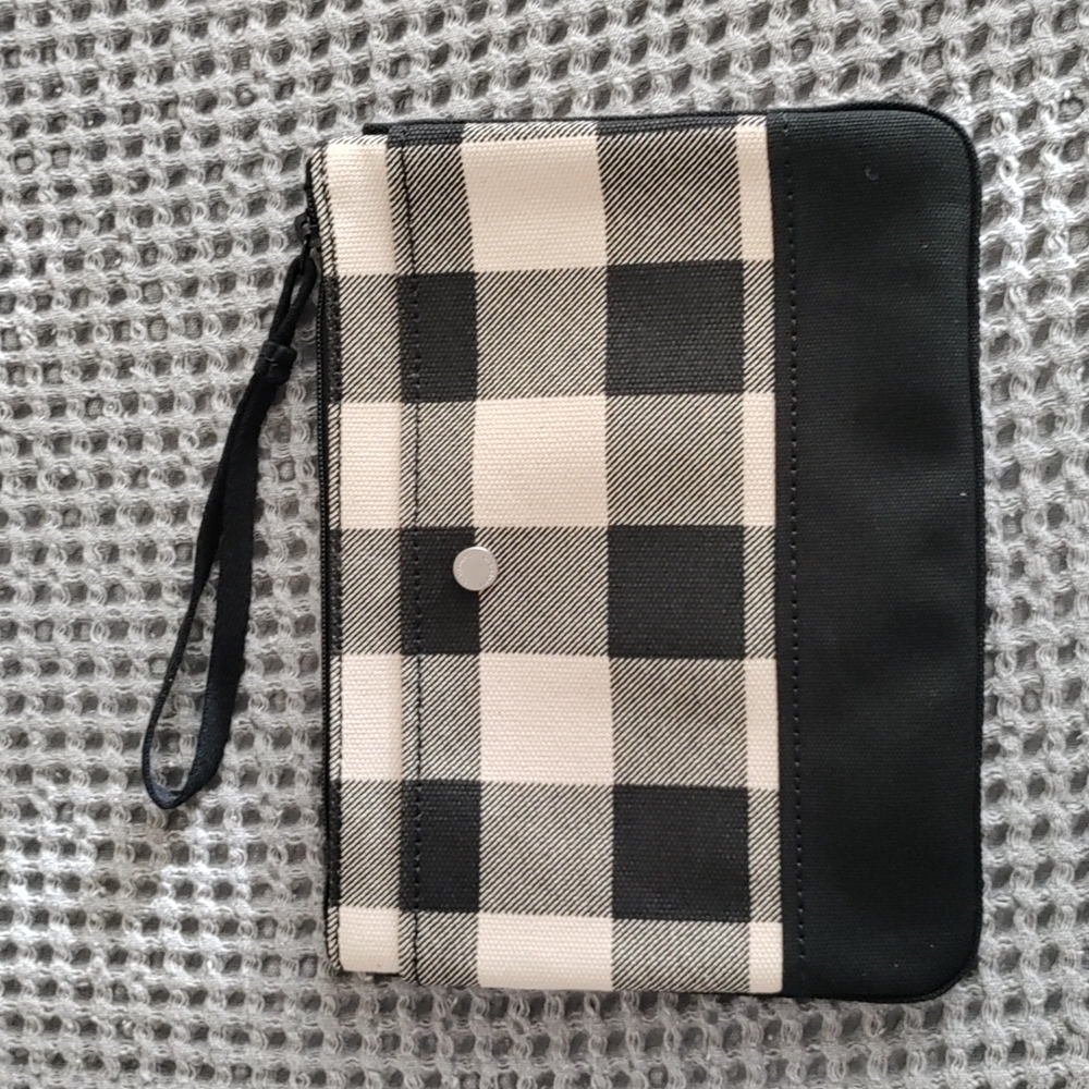 Pouch Wristlet Tablet holder